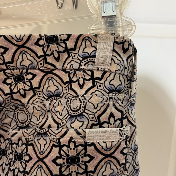 7 For All Mankind Sz 31 Stained Glass Mosaic Pink Blue Cropped Jeans POSH36 - Picture 5 of 16